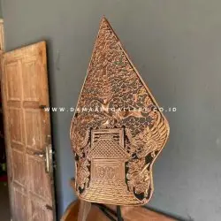 Lampu Gunungan Wayang Tembaga